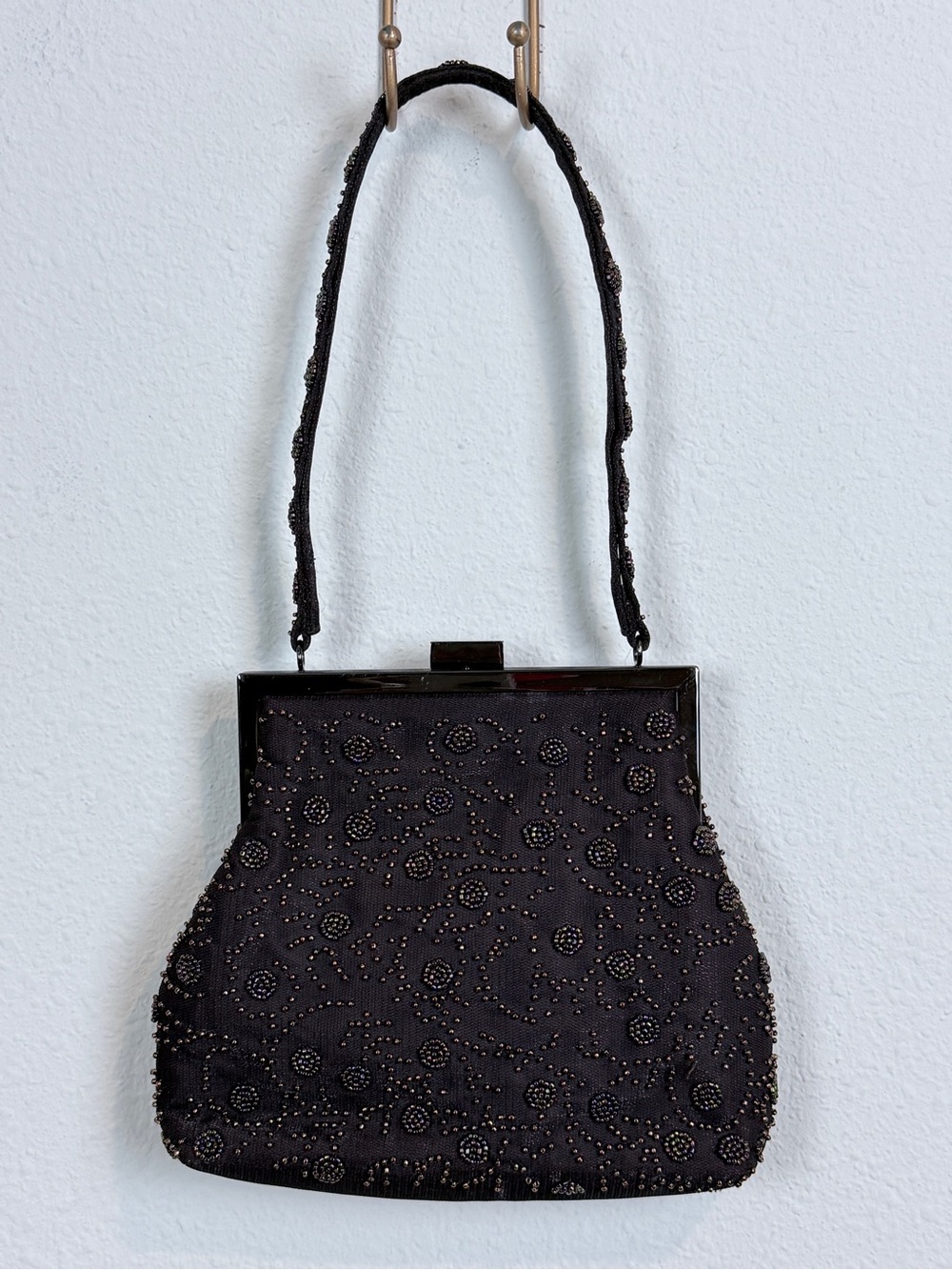 Franchi Dark Brown Beaded Clamshell Clasp Eveningwear Purse